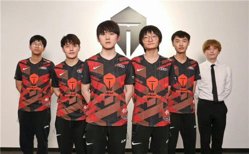 赖经验丰富 赖经验丰富